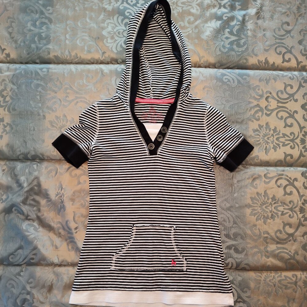 3 for $15 SO girl's black & white striped short-sleeve hoodie, EUC, sz M (10-12)